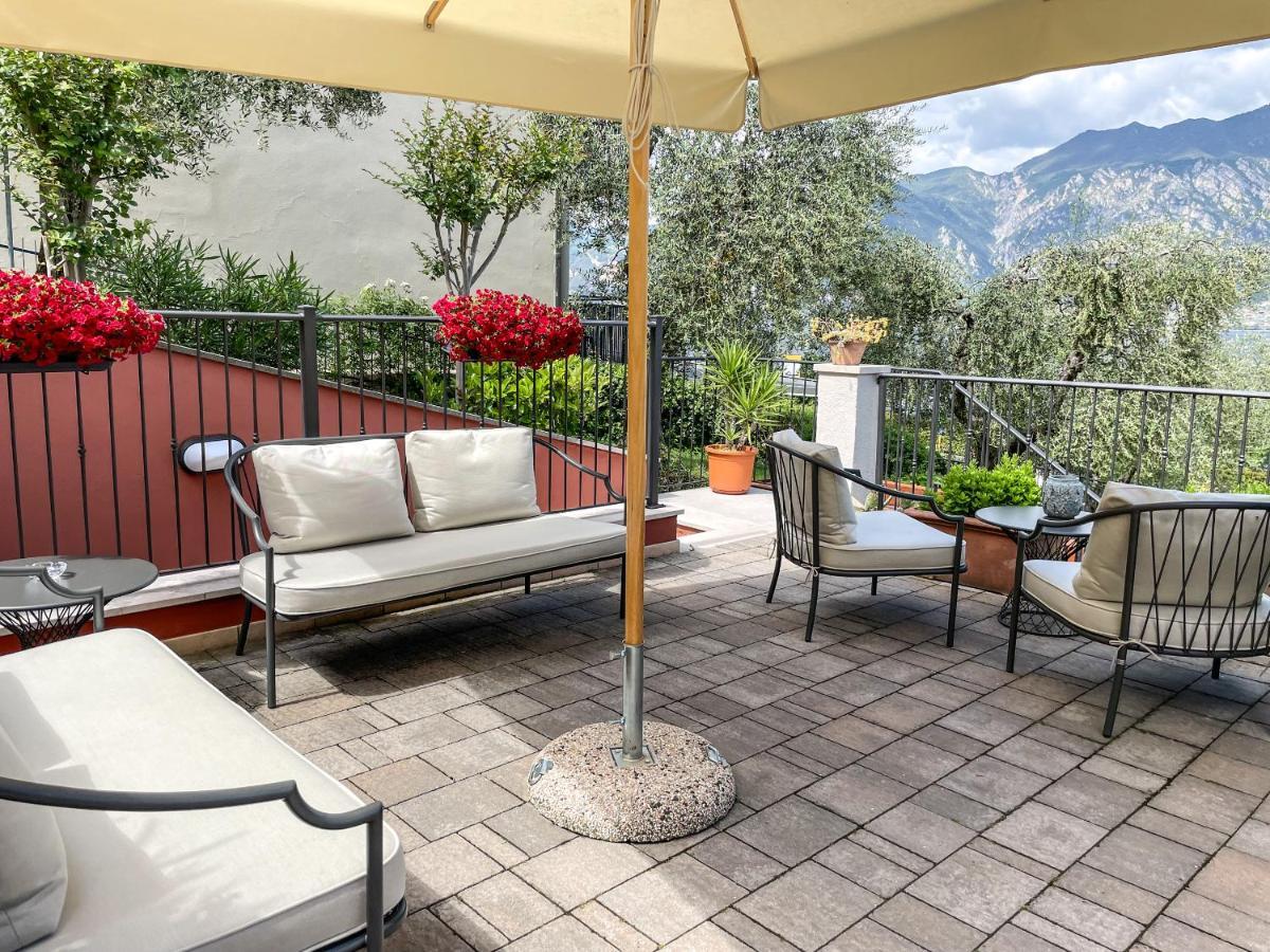 Hotel Oasi Beach Malcesine Kültér fotó